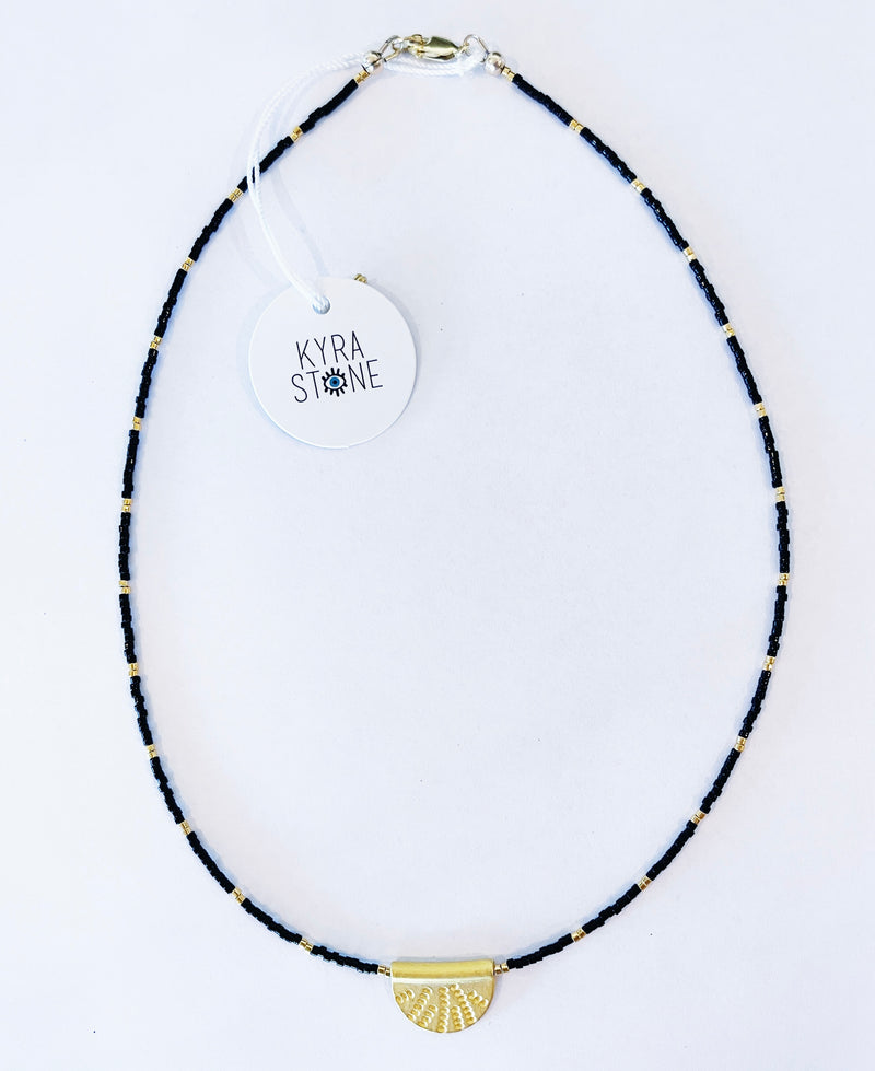 Kyra Stone- Gold disc necklace (Black)