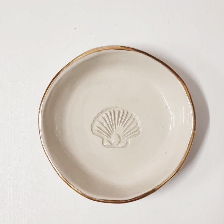 Medium Trinket Plate - Cream Shell