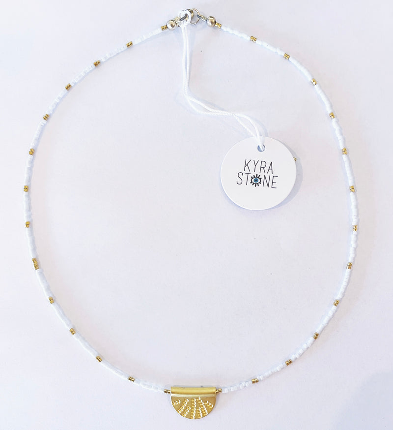 Kyra Stone- Gold disc necklace (white)